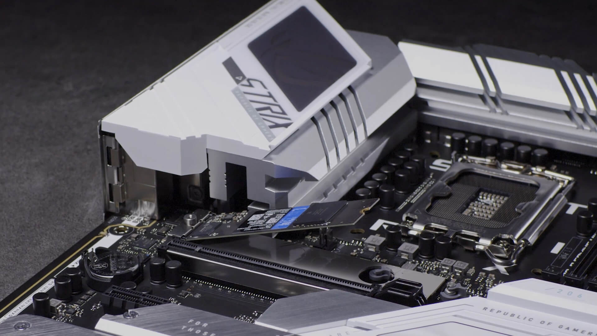 ROG STRIX Z790-A GAMING WIFI S 吹雪| ROG Strix | 电竞主板｜ROG