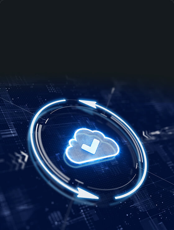 一个带复选标记的云图标，周围有一个圆形箭头，显示自动安全更新。