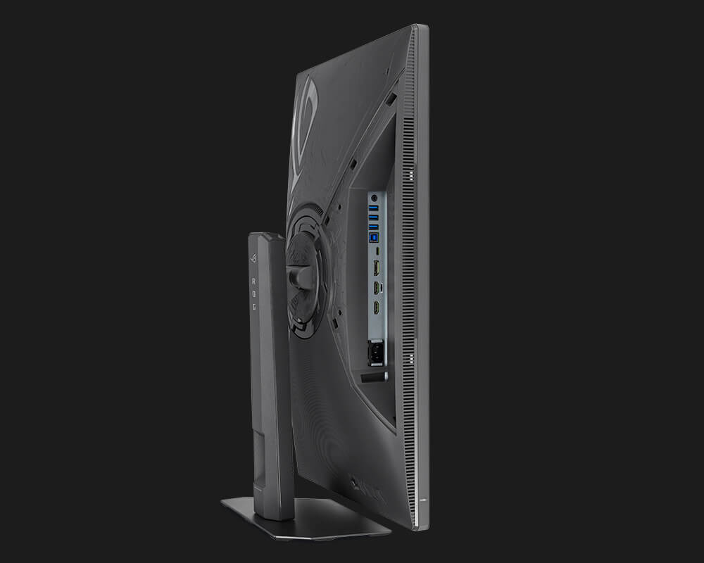 ROG Strix 5K XG27JCG游戏显示器的侧视图，重点展示其输入/输出端口
