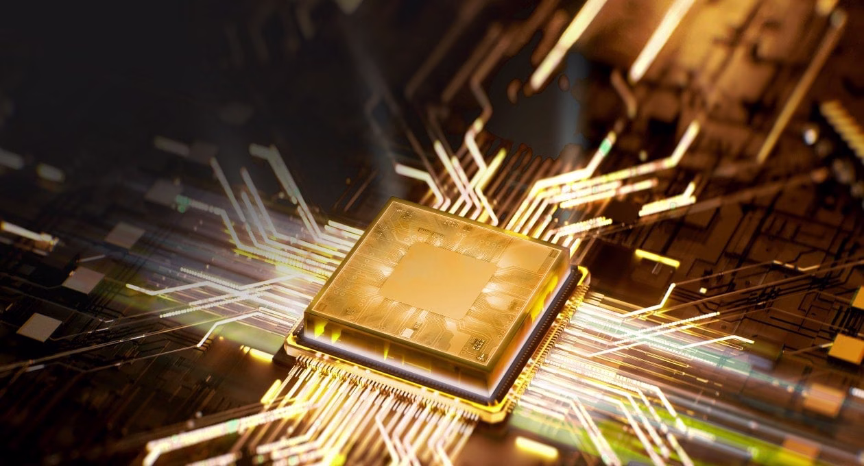 一颗闪耀金色光芒的处理器，周围环绕动态光痕，象征强大的 AI 运算能力和实时性能。 