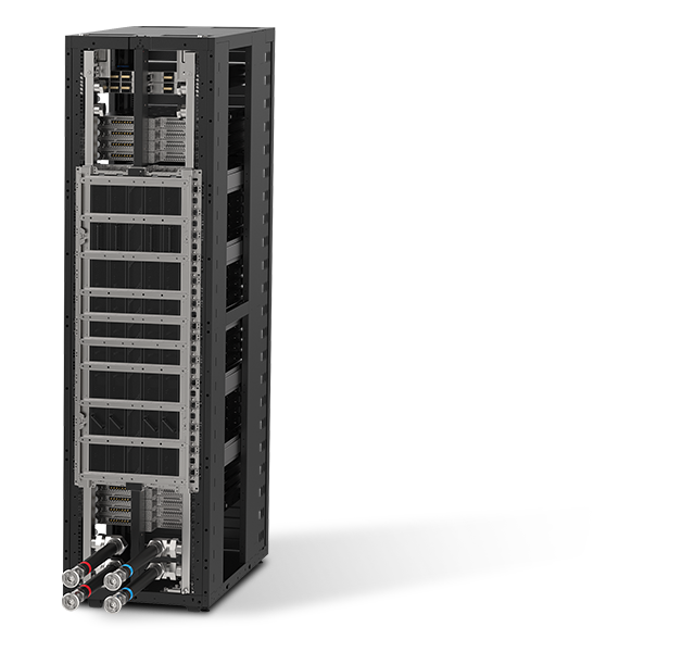 机架系统后视图，显示 1400A 机架母线和NVIDIA线缆盒连接。