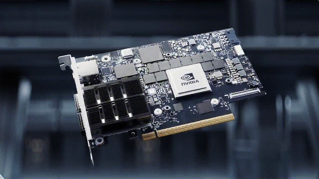 NVIDIA NVLink交换机与网络技术,加速数据吞吐量。