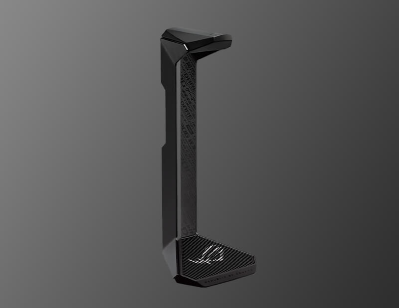 灰色背景的 ROG Throne II Core 游戏耳机右前视图。