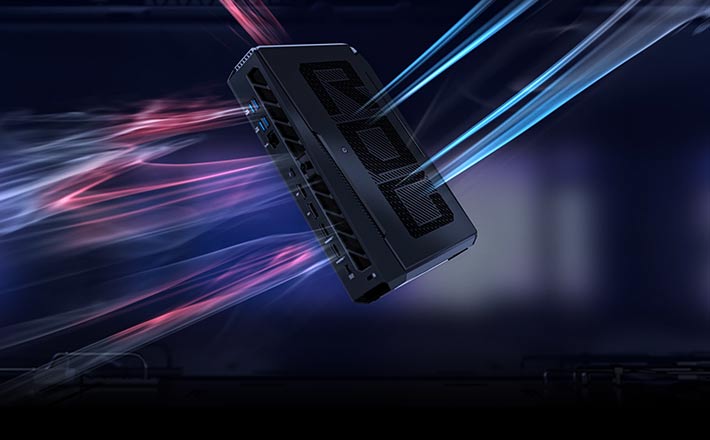 ROG NUC 16 的背面视图,可见气流轨迹,展示了 QuietFlow 散热系统。