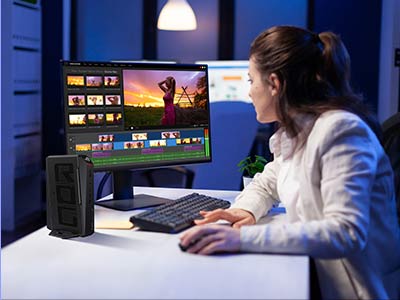 ROG NUC 16 连接至显示器,展示面向创作者的应用