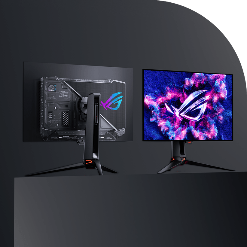 两台 ROG OLED 游戏显示器特写，其中一台在宇宙背景下显示鲜艳的 ROG 徽标，另一台展示透明背板，内部组件和 ROG 徽标清晰可见