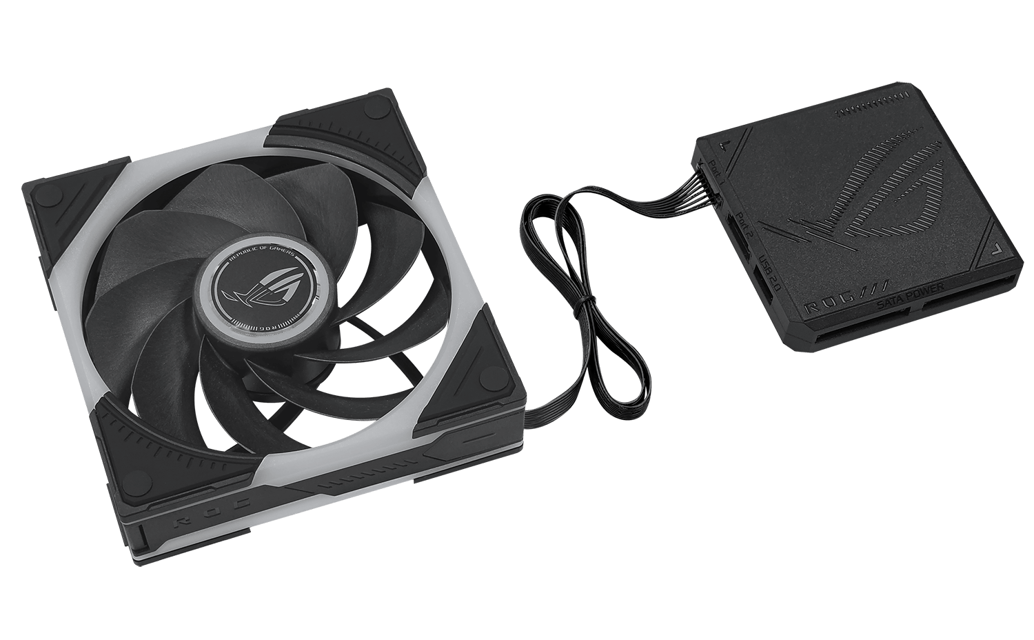 通过线缆连接至 ROG GR120-1C 集线器的 ROG 风神 风扇