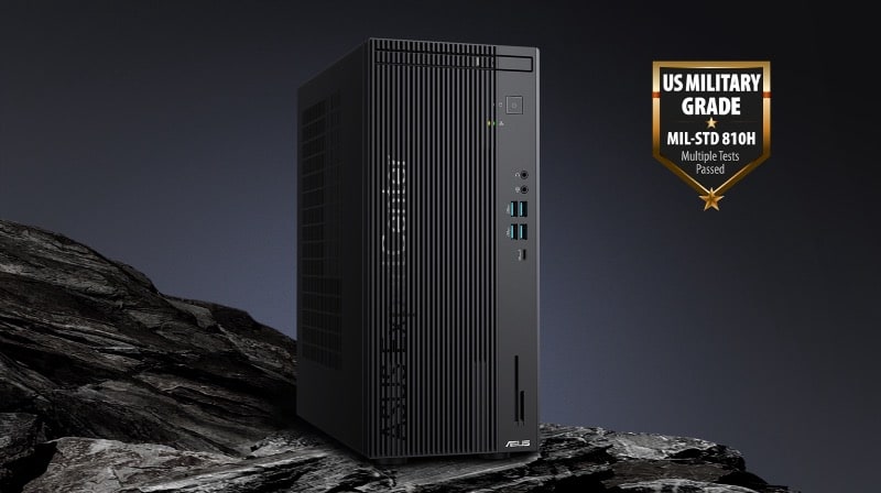 ExpertCenter D900 Mini Tower (D900MF) 矗立在岩石上，右侧有一个军规 MIL-STD-810H 的图示 
