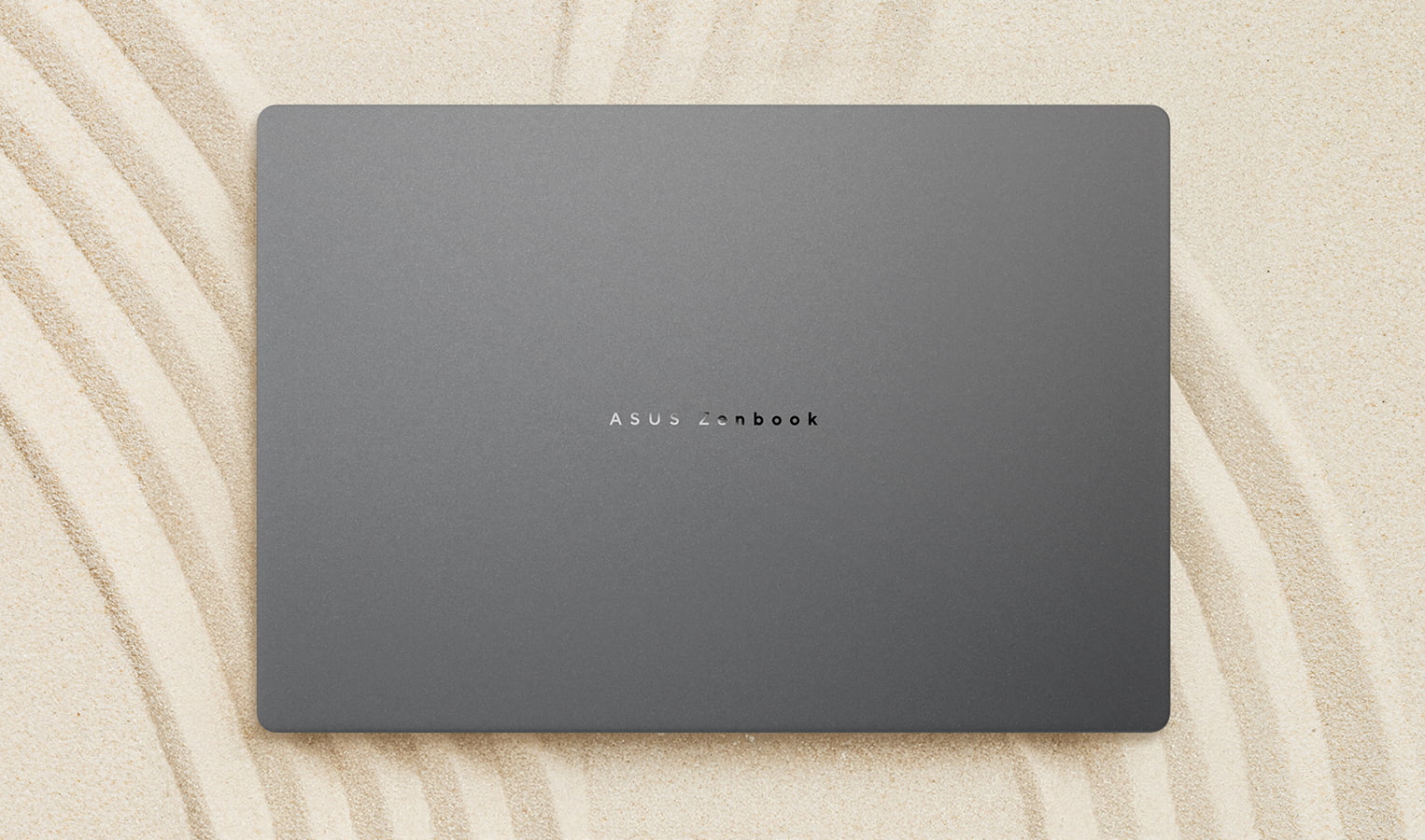 Image demonstrating Ceraluminum™ smudge-free finish