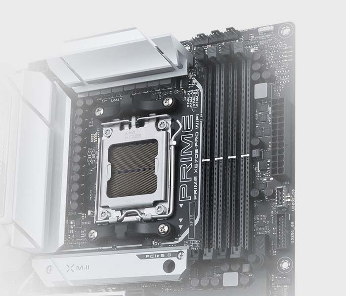 The PRIME X670E-PRO WIFI motherboard supports DDR5. 